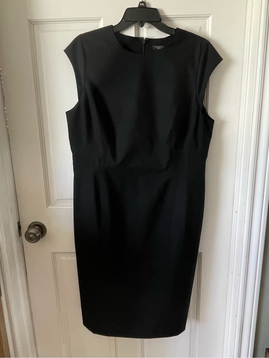 Ann Taylor Dresses & Skirts - Ann Taylor Black Midi Sheath Dress